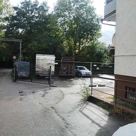 Ruhiges Und Klimatisiertes Apartment Stuttgart Exterior foto
